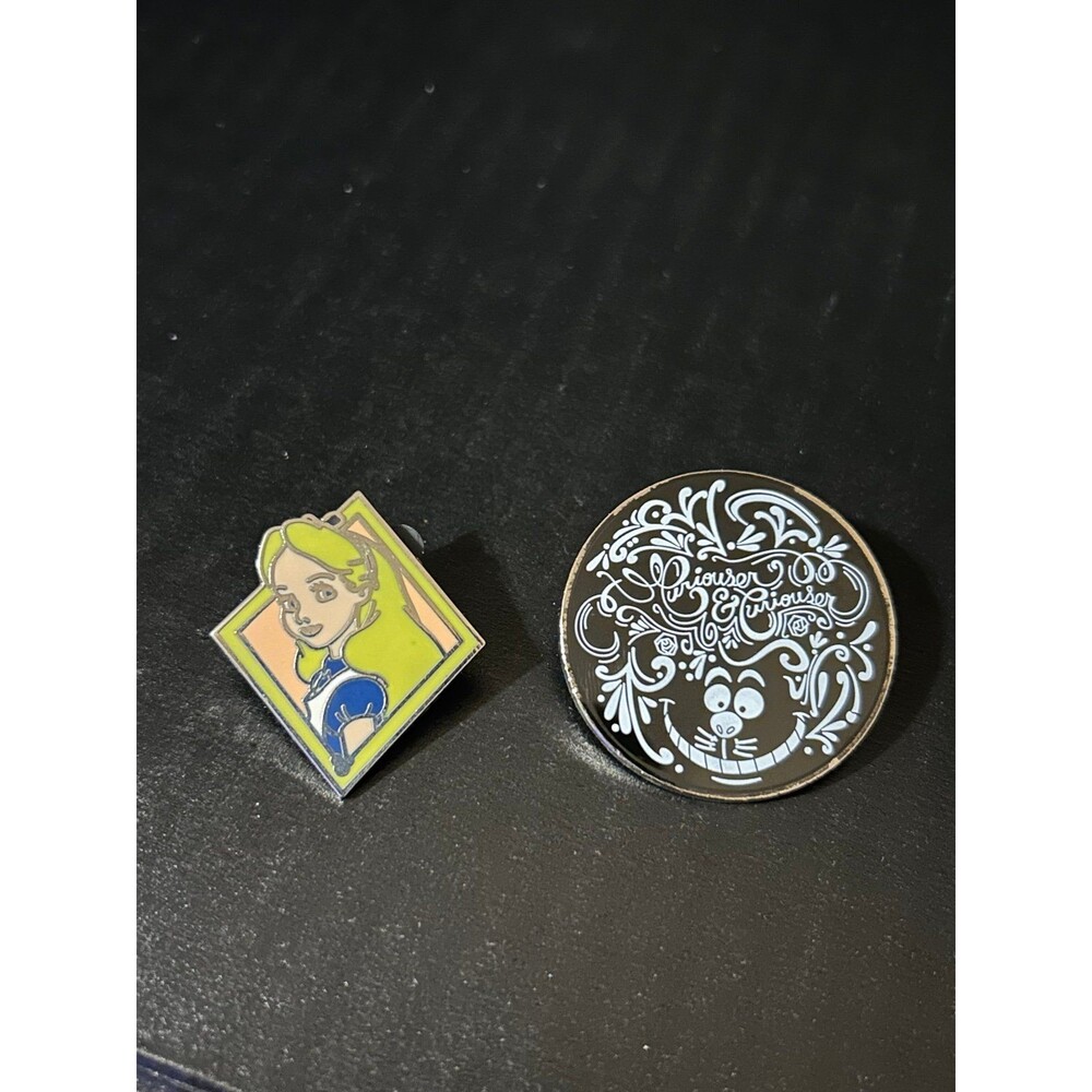 Alice in Wonderland and Cheshire Cat Disney Pins